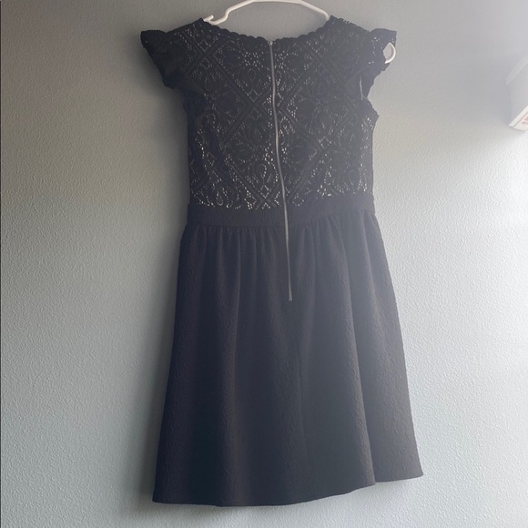 Xhilaration Black Lace Midi Dress - Picture 6 of 6